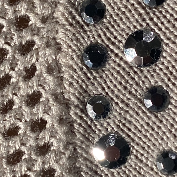 EXPRESS - NWT - cream sheer mesh knit l/s sweater w silver studded shoulders - L - Picture 13 of 16